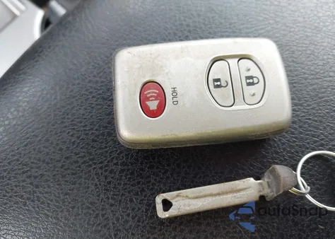 2018 Toyota 4Runner Limited из США, поврежденный, VIN JTEBU5JR7J5592293